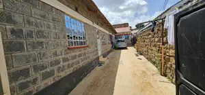 6bdrm Bungalow in Kapsoya Estate for sale