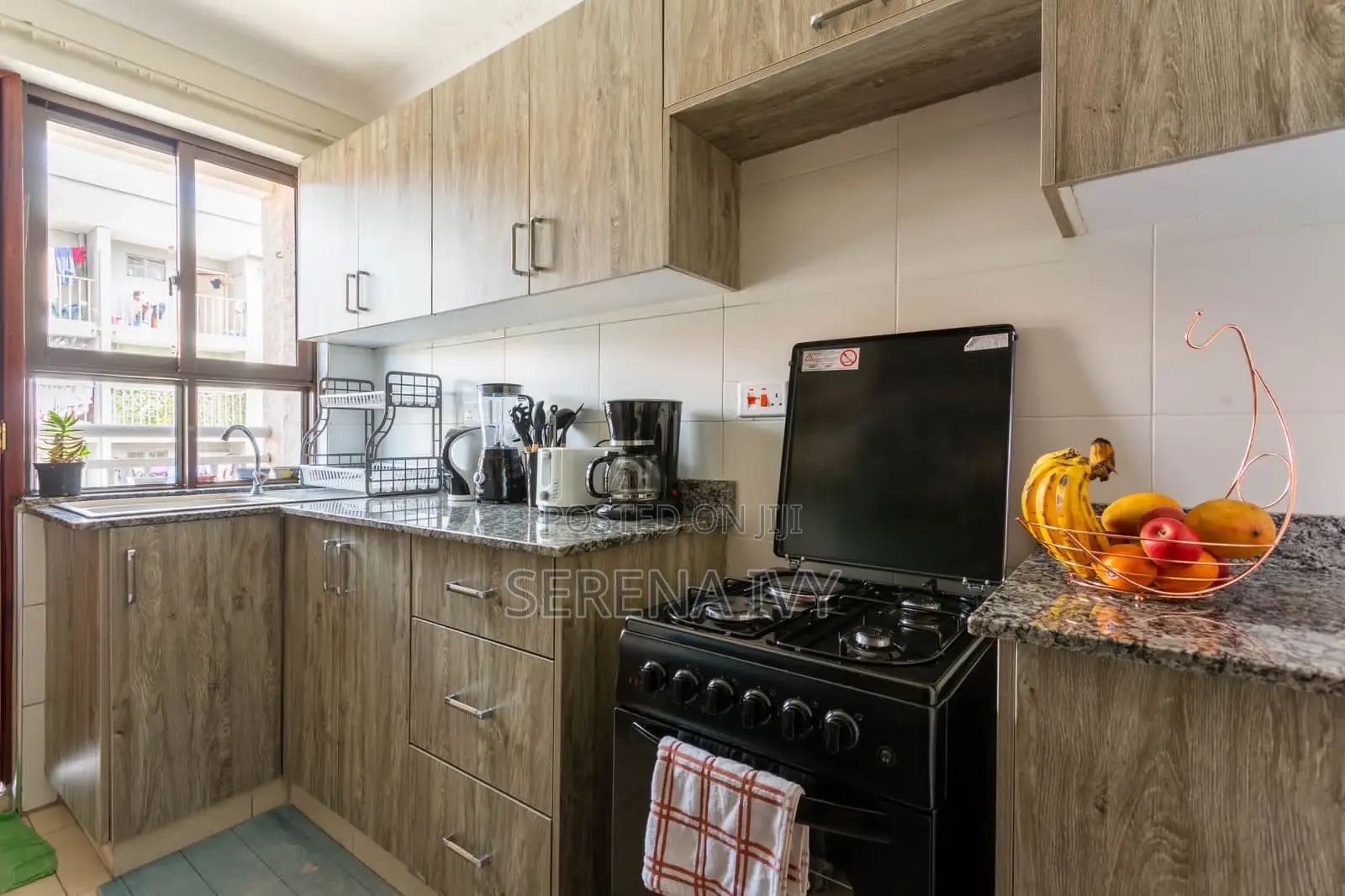 Modern Studio With Free Parking