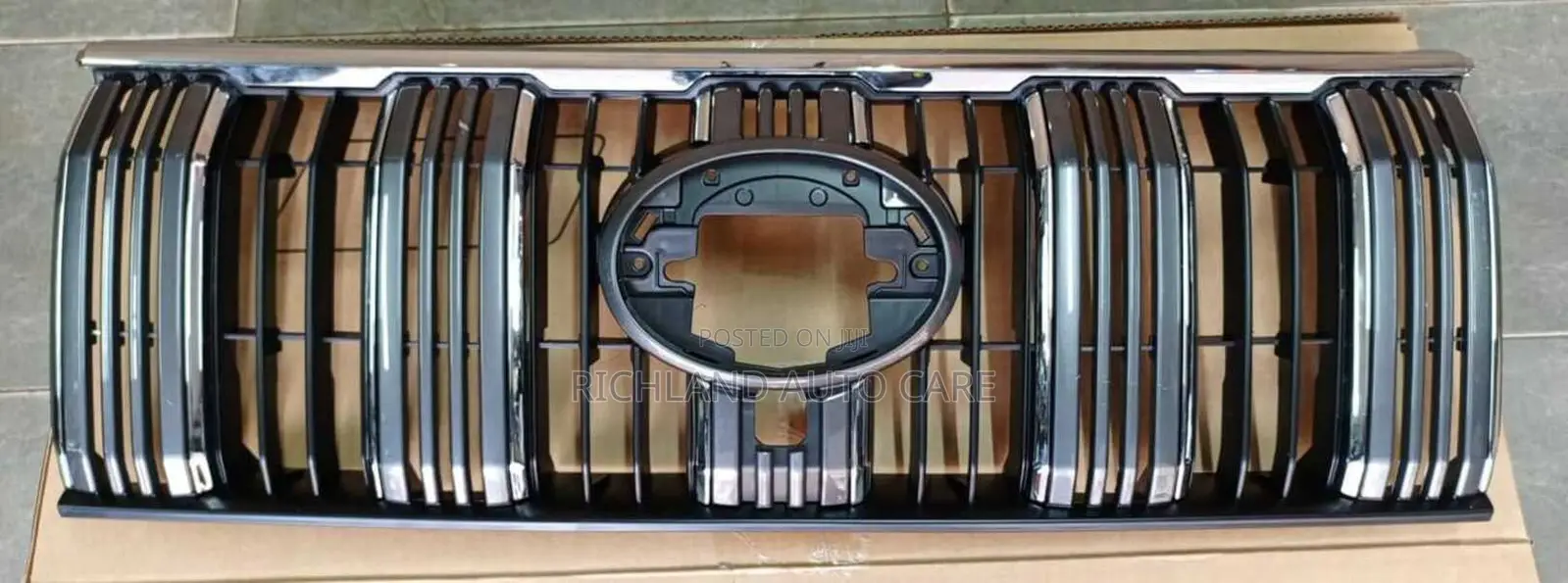 Bumper Grille Prado 150