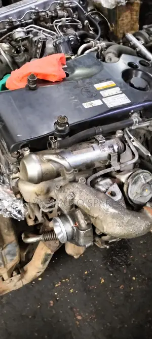 Mitsubishi Canter 4JJI Complete Engine Single Turbo