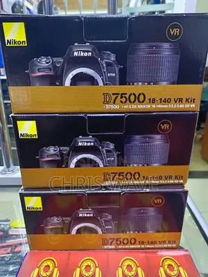 New Nikon D7500 With 18-140