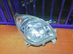 Daihatsu Mira Old Model Head Lamp Non Xenon, Ex Japan