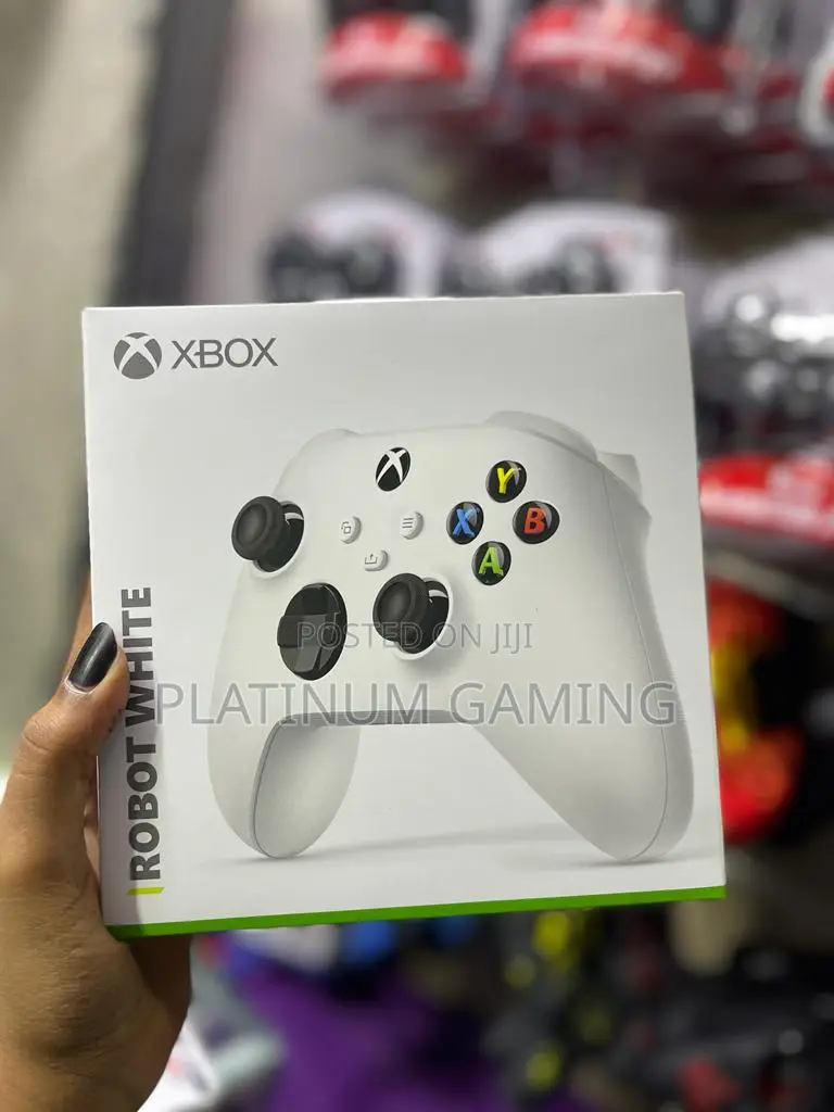 Robot White X Box Controller