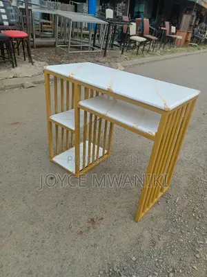 Manicure Marble Table, Gold and White 