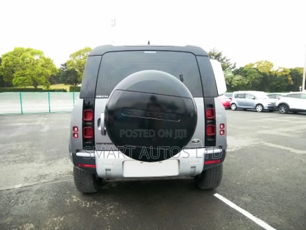 Land Rover Defender 2020