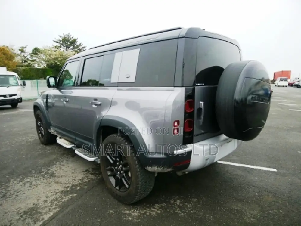 Land Rover Defender 2020