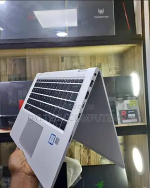 Laptop HP EliteBook x360 1030 G2 8GB Intel Core i5 SSD 256GB