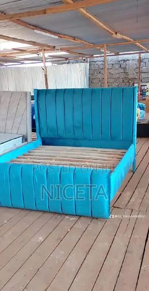 Blueish 5x6 Chester Bed