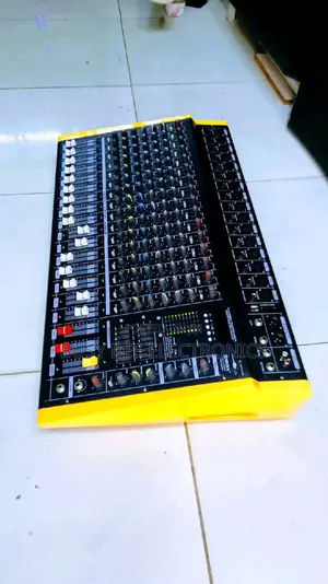 Yellowomax PMX 16 Powed Mixer