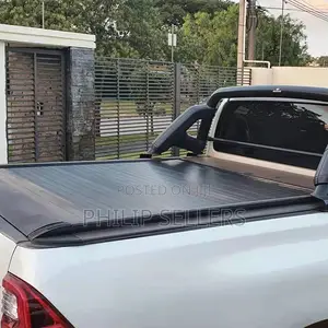 Toyota Hilux (Revo,Rocco) 2015-2020 Roller Lid / Manual