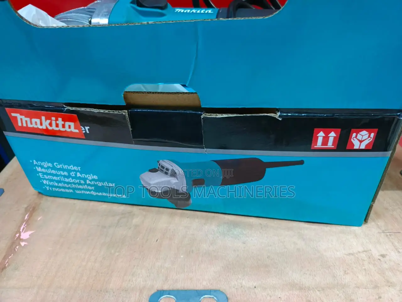 Makita 41⁄2 Inch Grinder