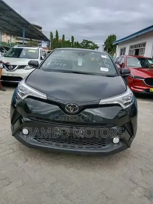 Toyota C-HR 2017 Green