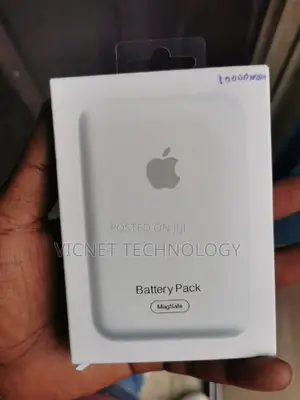10,000mah iPhone Battery Pack With Lightning