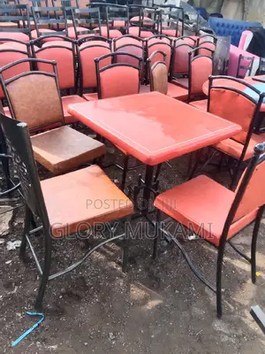 Brand New Restaraunt Table Set 4chairs