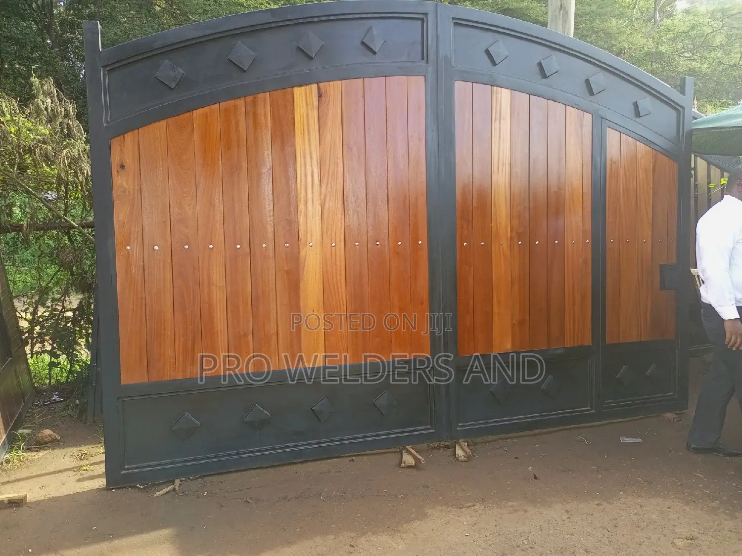Designer Wooden Gate