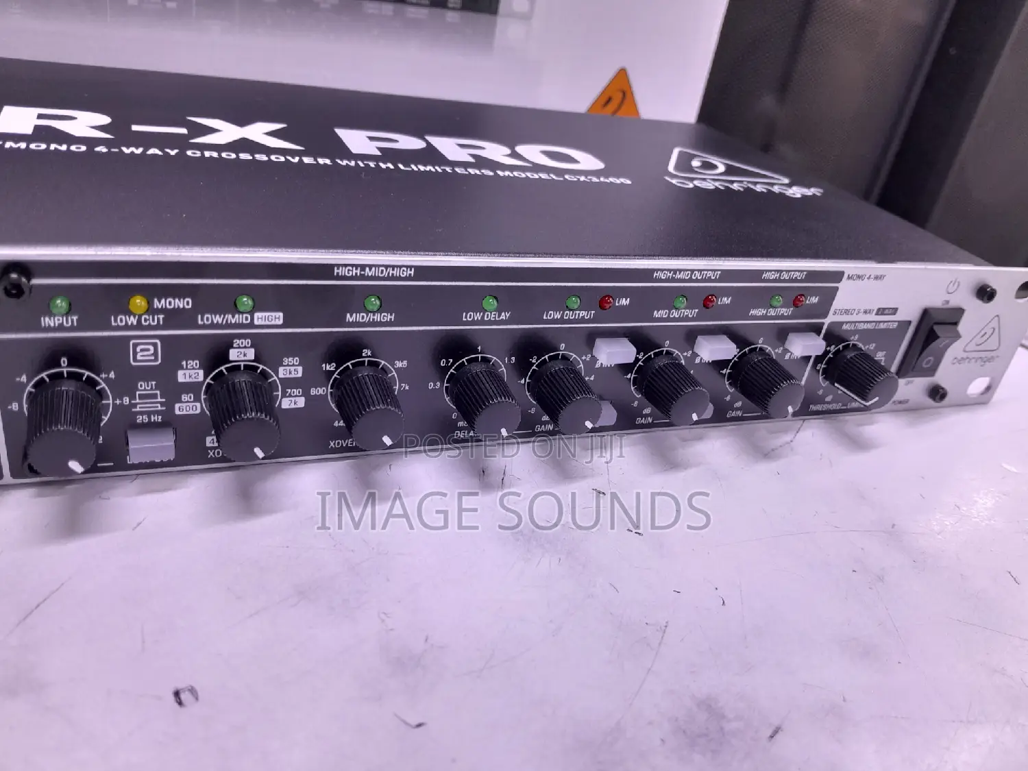 Behringer Crossover
