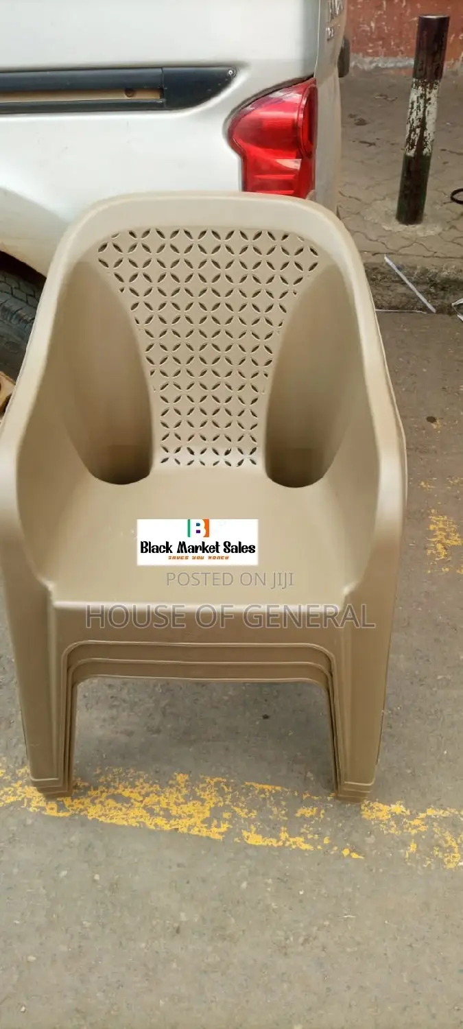 Strong Easy Plastic Chair