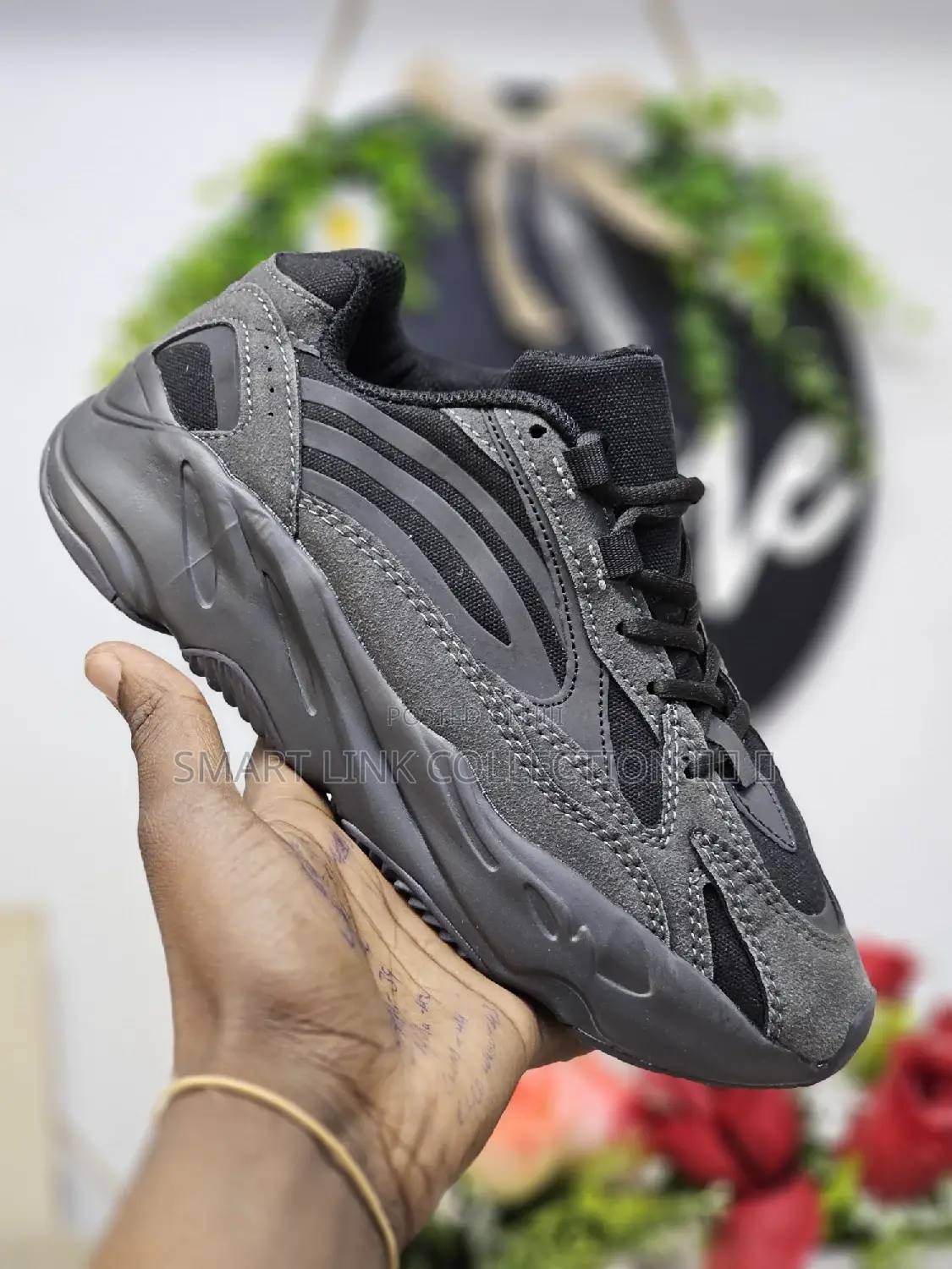 Yeezy 700 Vanta