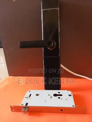 Digital Getaway.Smart Locks Elevate Travelers Safety