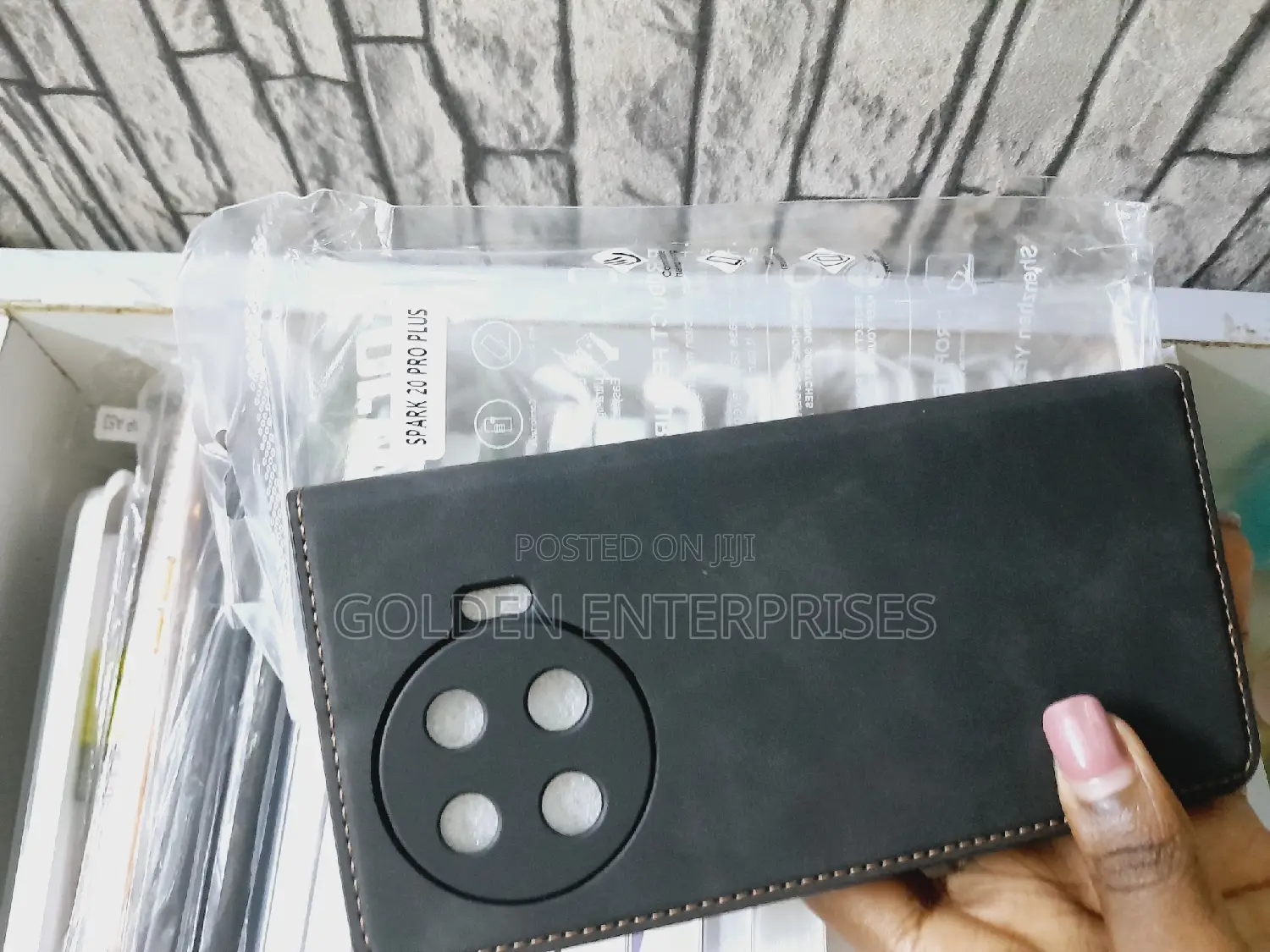 Tecno Spark 20 Pro Plus Leather Flip Cover