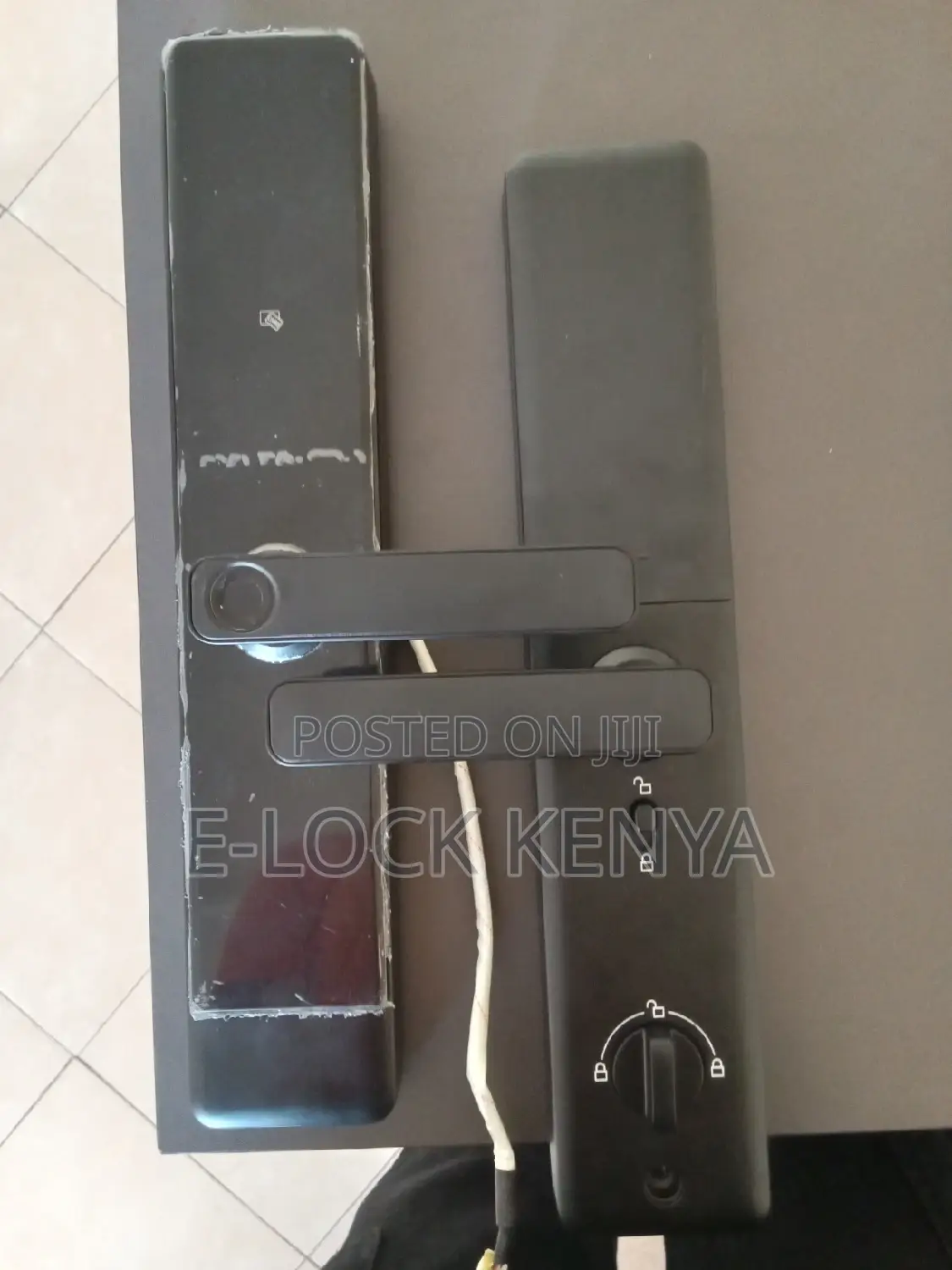 Personalized Access.Biometric Locks Tailored for Every Guest