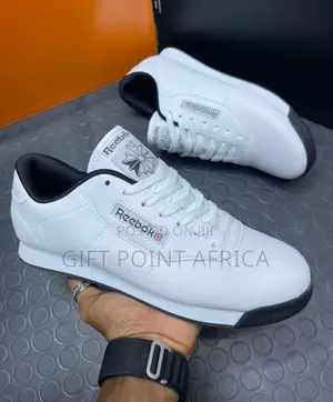 Cacual Reebok Sneakers for Men