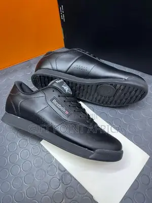 Black Reebok Casual Sneakers