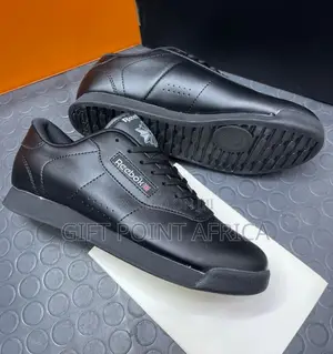 Black Reebok Casual Sneakers
