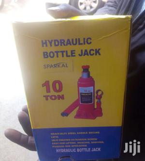 New 10ton Hydraulic Bottle Jack, Free Delivery Within Nairobi Town.