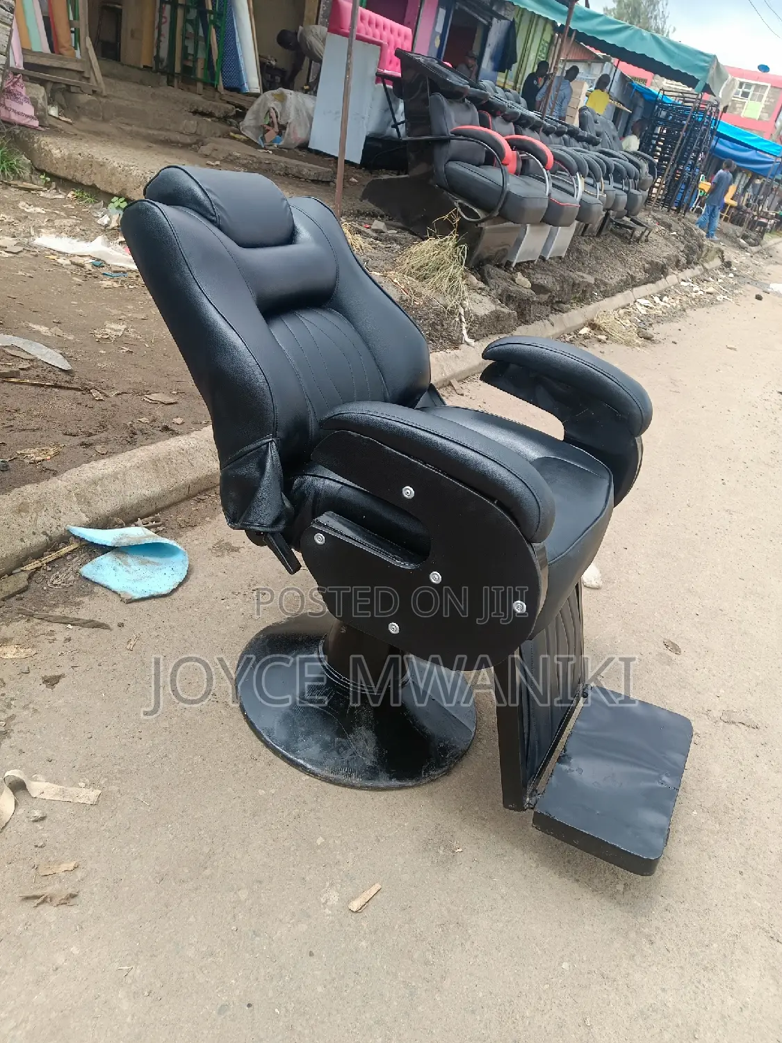 Barber Chair, Black Plain 