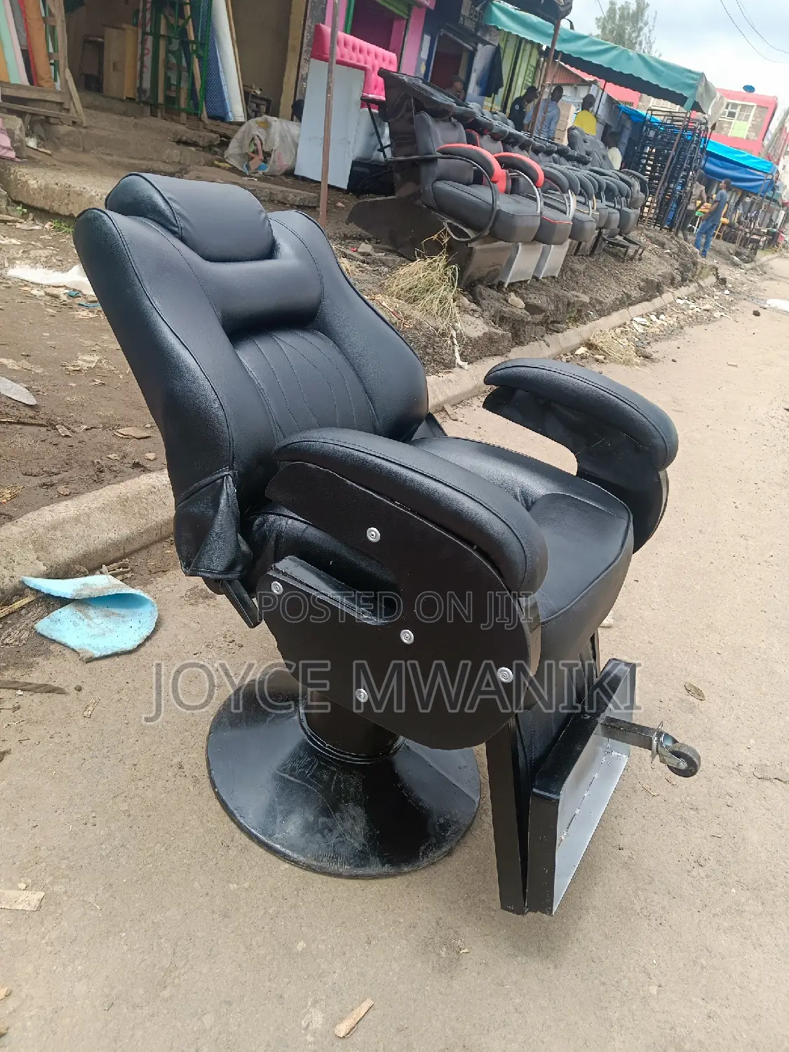 Barber Chair, Black Plain 
