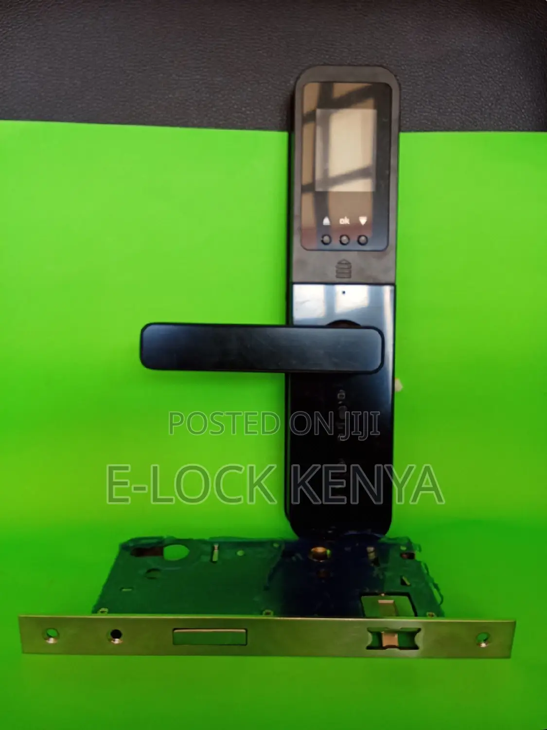 Biometric Innovation.Biometric Door Locks With RFID Access