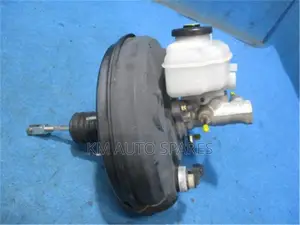 Toyota Hiace (5l, 7l) Brake Booster Master Cylinder.