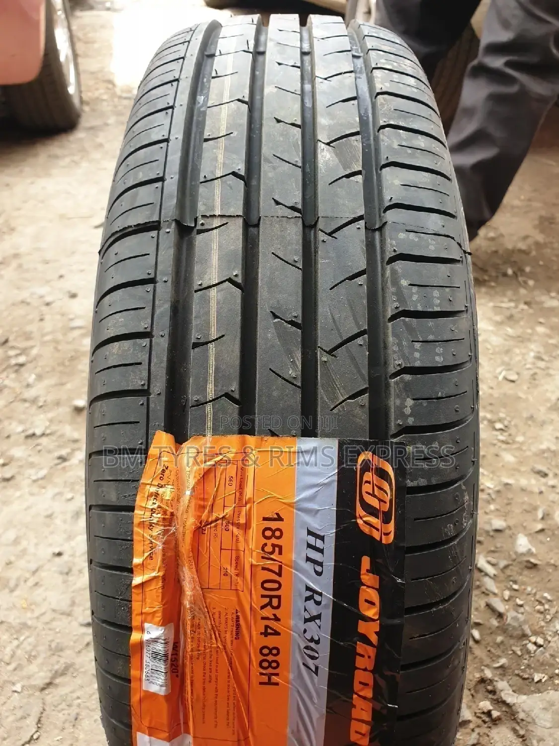 185 /70 R14 Joyroad