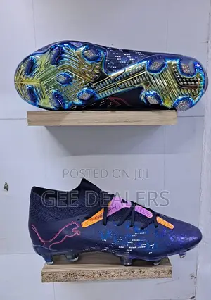 Original Puma Future Soccer Boots >Puma Football Boots