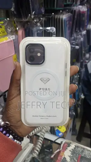 Magsafe iPhone 12 Clear Case