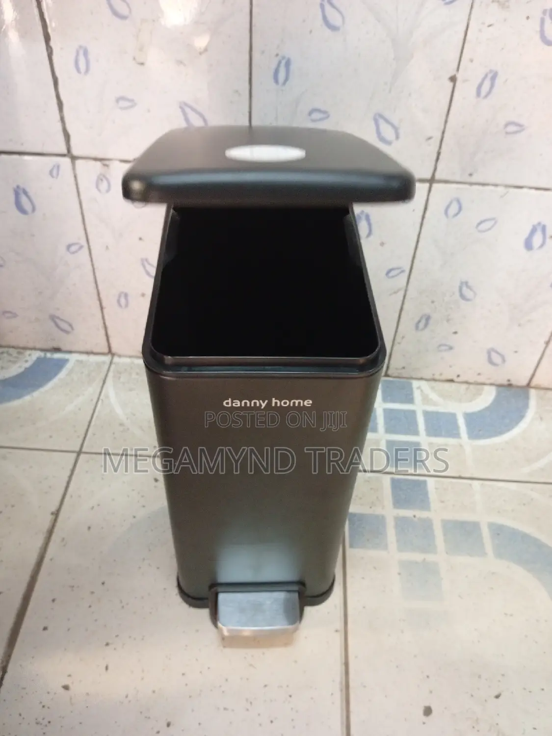 10 LTR Pedal Bin / Waste Dust Bin