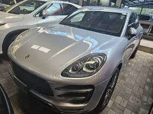 Porsche Macan 2018 Silver