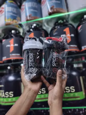 Shaker Bottles(With Storage Compartments)