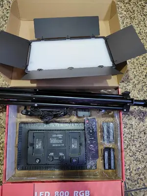 Multiple Colour Pro LED 800+ With Stand/Remote.