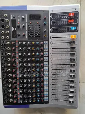 Powered Mixer 12channel Promixer 3000 Watts ( CTOP)