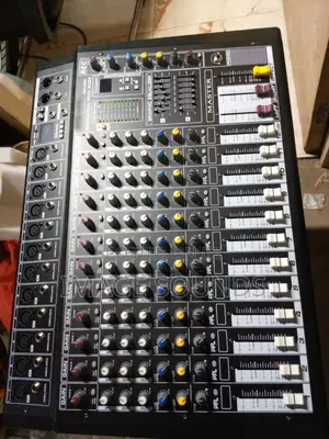 Powered Mixer 12ch (Pmx1208 ) 12channel Powred