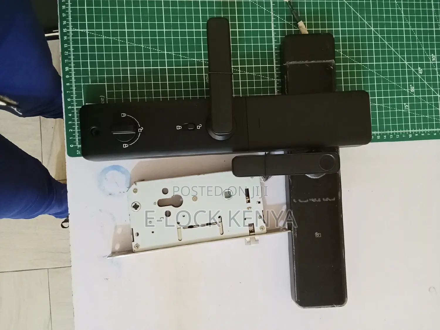 Next Level Protection.Smart Biometric Locks With Passcode