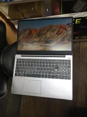 Laptop Lenovo V330 8GB Intel Core I5 SSD 512GB