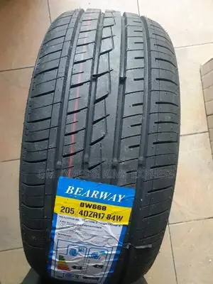 205 /40 R17 Bearway Tyres