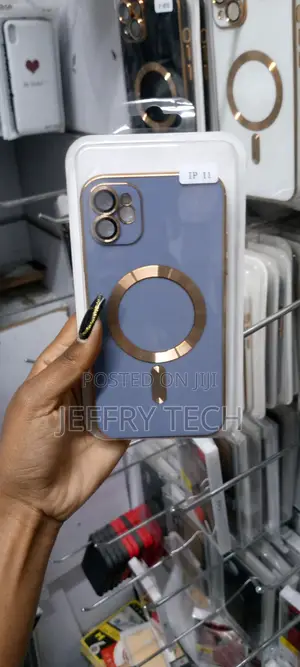 iPhone 11 Magsafe Plating TPU Phone Case With Lens Film(Blue