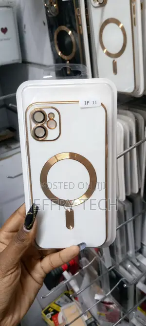 iPhone 11 Magsafe Plating TPU Phone Case With Len Film(White