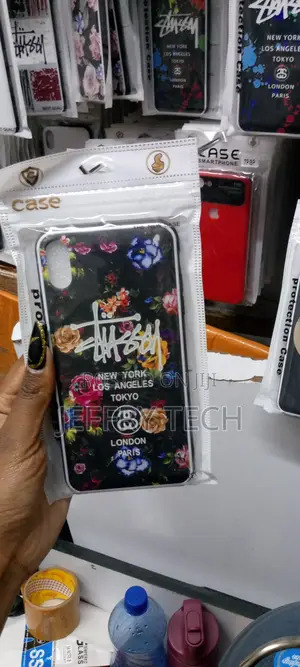 iPhone XR - Flower Printed Clear Cover