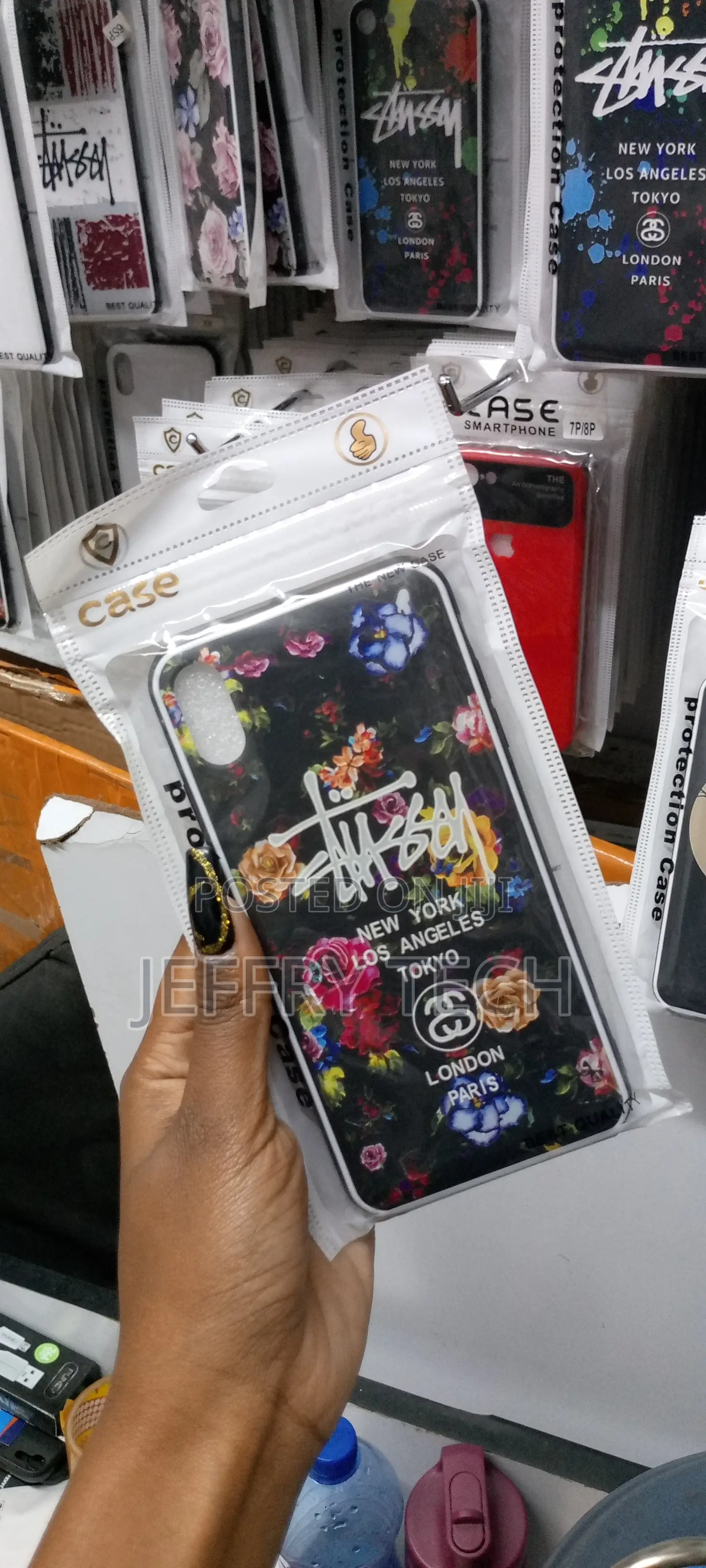 iPhone XR - Flower Printed Clear Cover