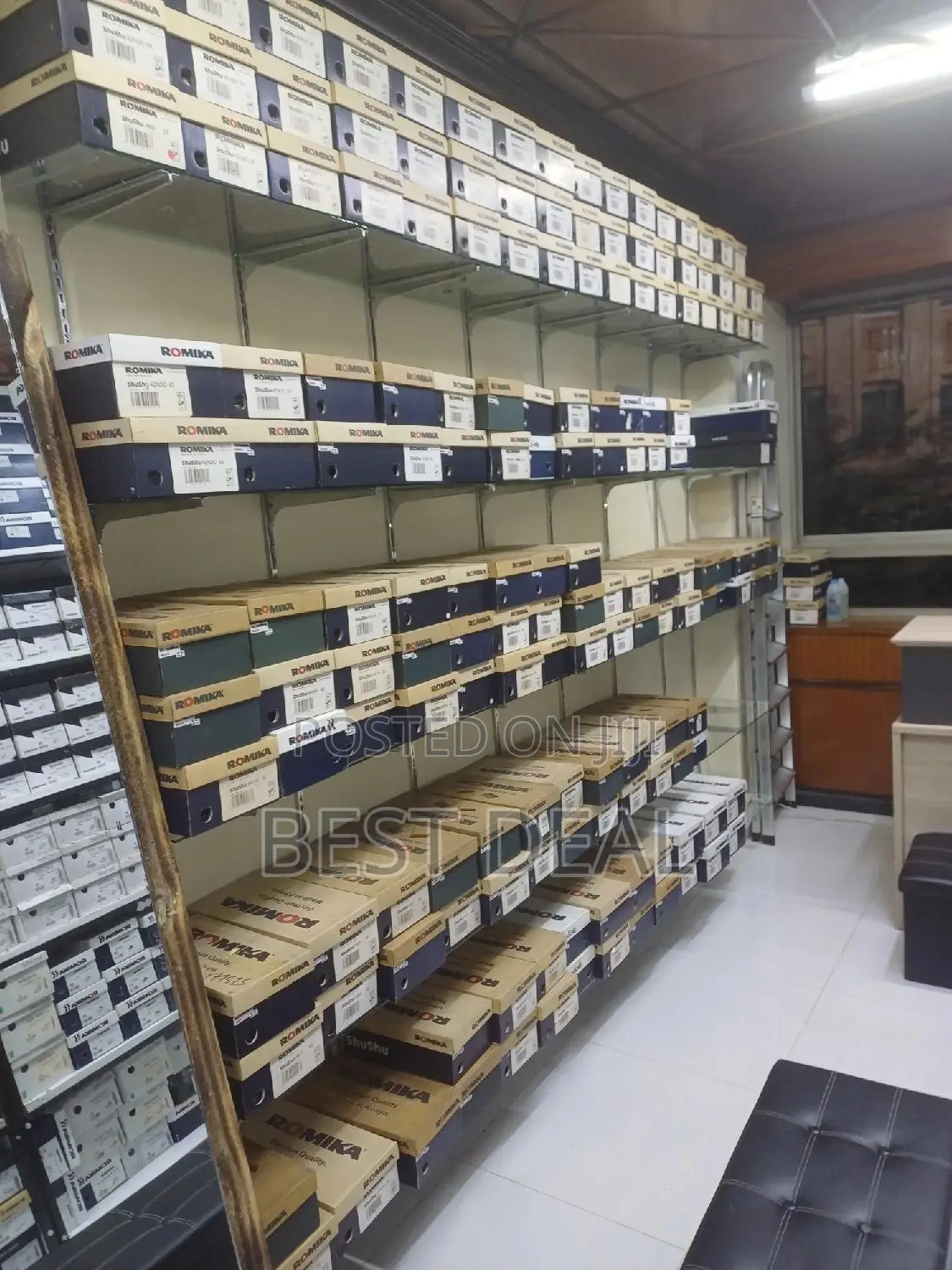 Display Shop Sheves